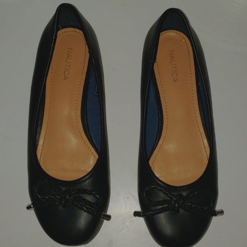 Nautica black flats